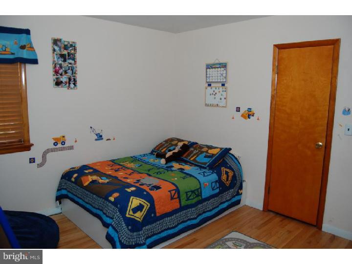 902 Tower Road Bristol, PA 19007 - Photo 13 of 22 Bedroom 3