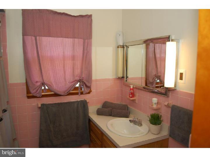 902 Tower Road Bristol, PA 19007 - Photo 14 of 22 Gallery Image 14