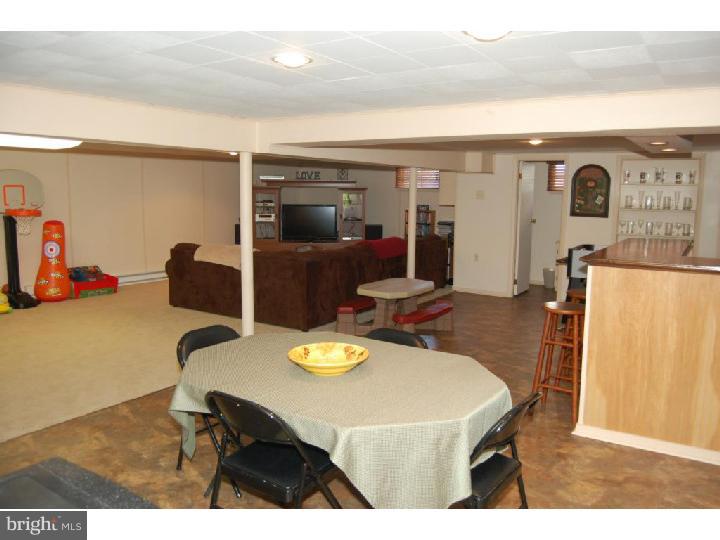 902 Tower Road Bristol, PA 19007 - Photo 19 of 22 Basement - Finished