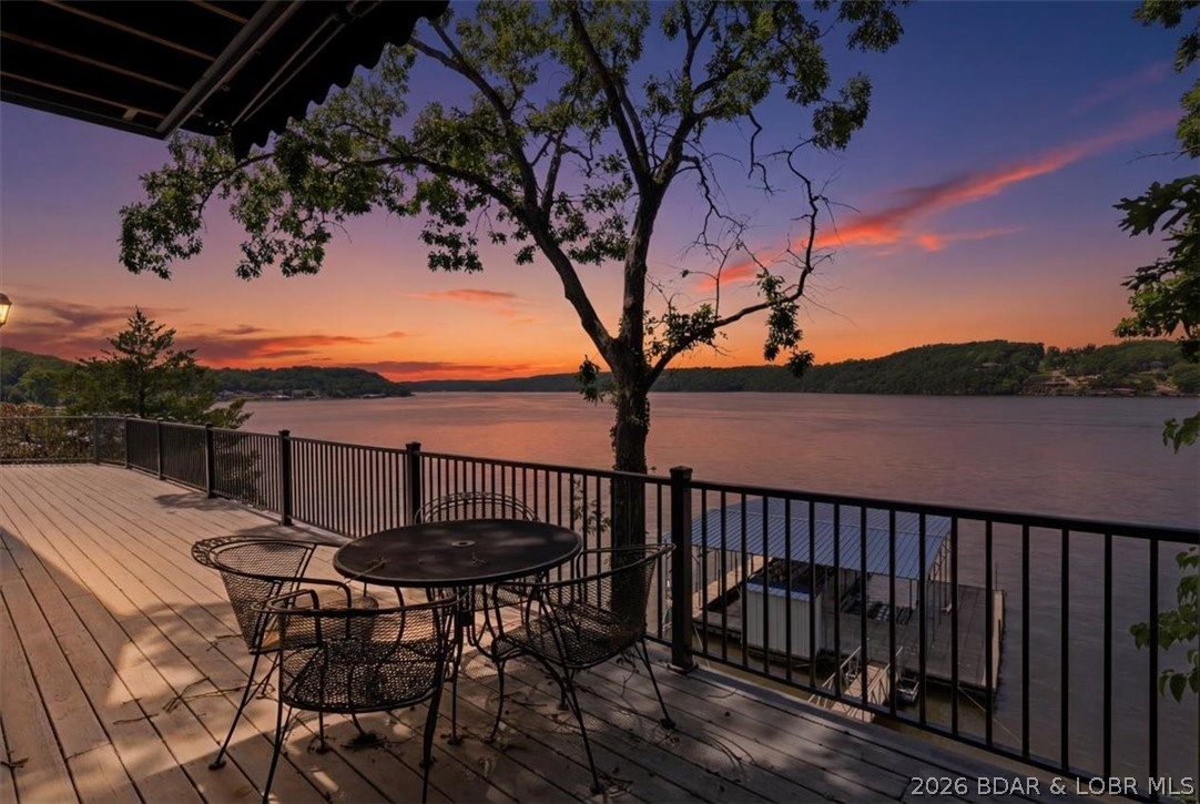 6572 Robyn Point Osage Beach, MO 65065 - Photo 2 of 49