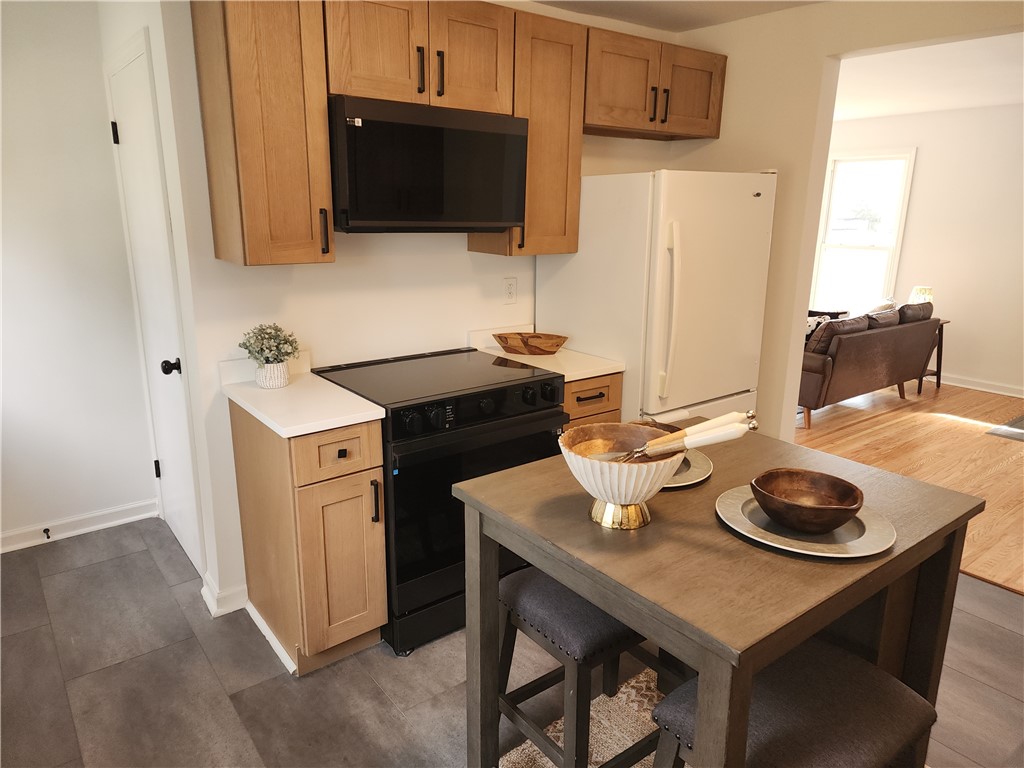 788 Embury Road Penfield, NY 14526 - Photo 11 of 24