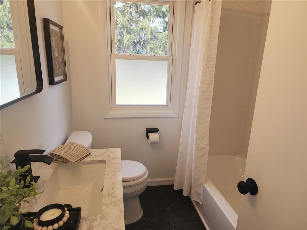 788 Embury Road Penfield, NY 14526 - Photo 18 of 24