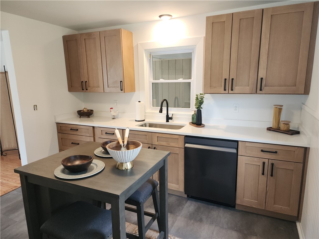 788 Embury Road Penfield, NY 14526 - Photo 9 of 24