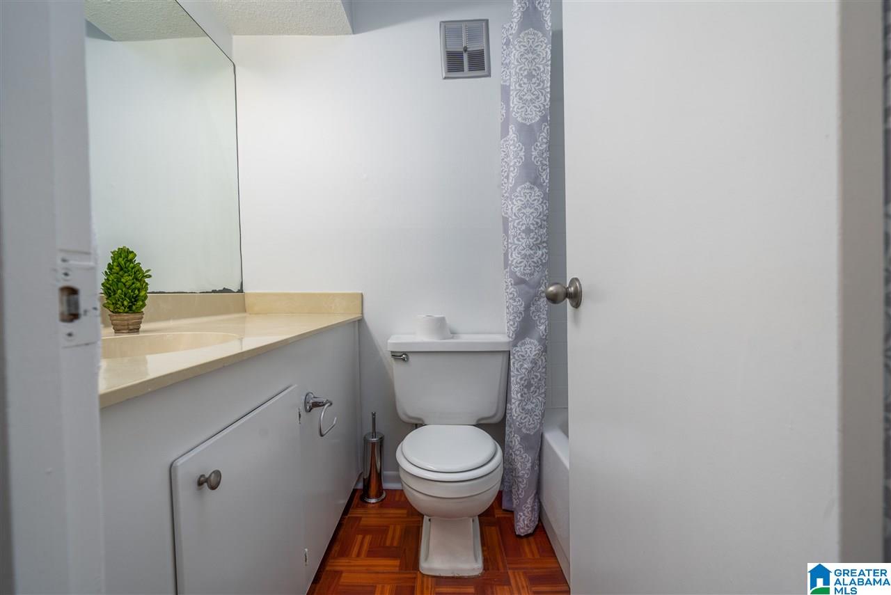3350 Altamont Road South, Unit B8 Birmingham, AL 35205 - Photo 13 of 21