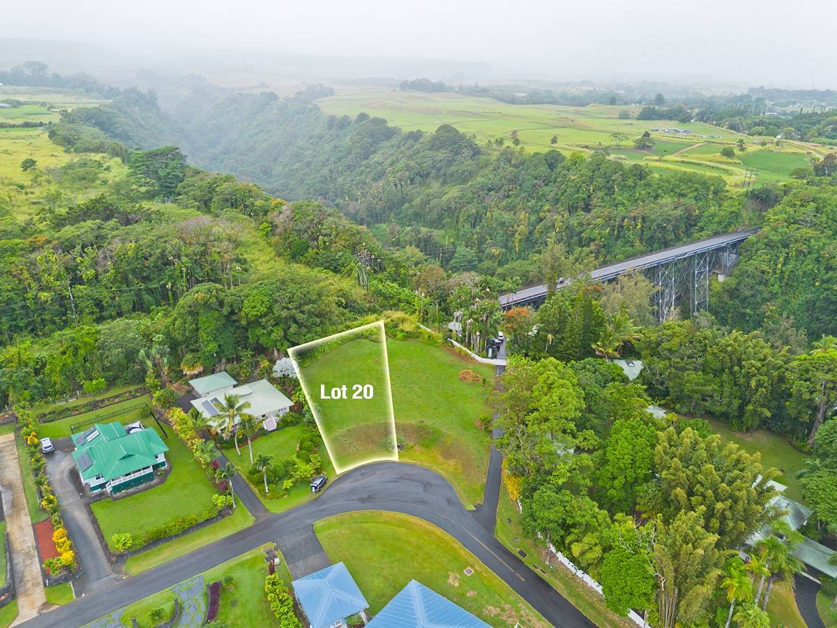 21 A Hanamalo Loop Hakalau, HI 96710 - Photo 24 of 28 a view of a balcony with outdoor space