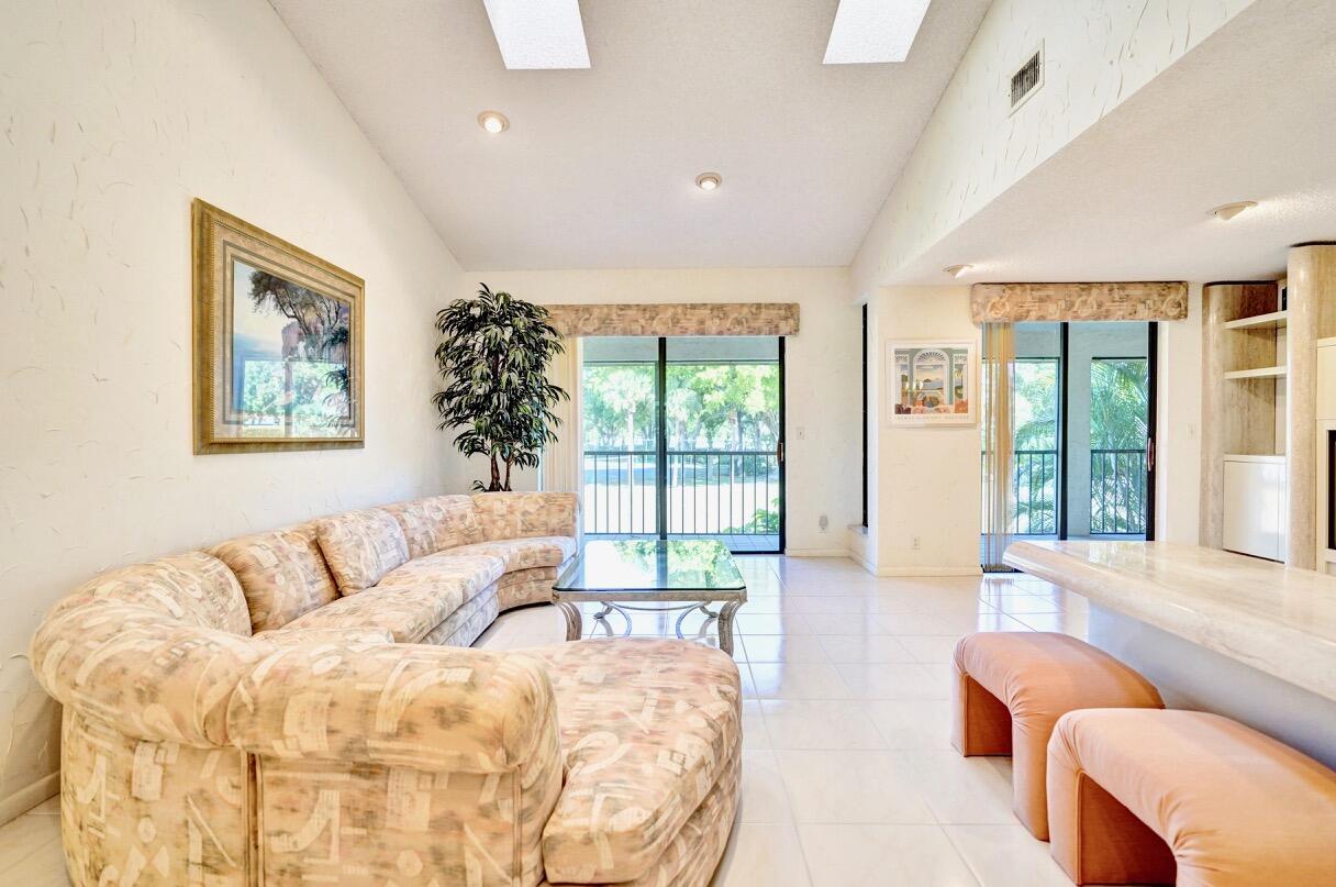 7948 La Mirada Drive Boca Raton, FL 33433 - Photo 27 of 54 7948 La Mirada - 37