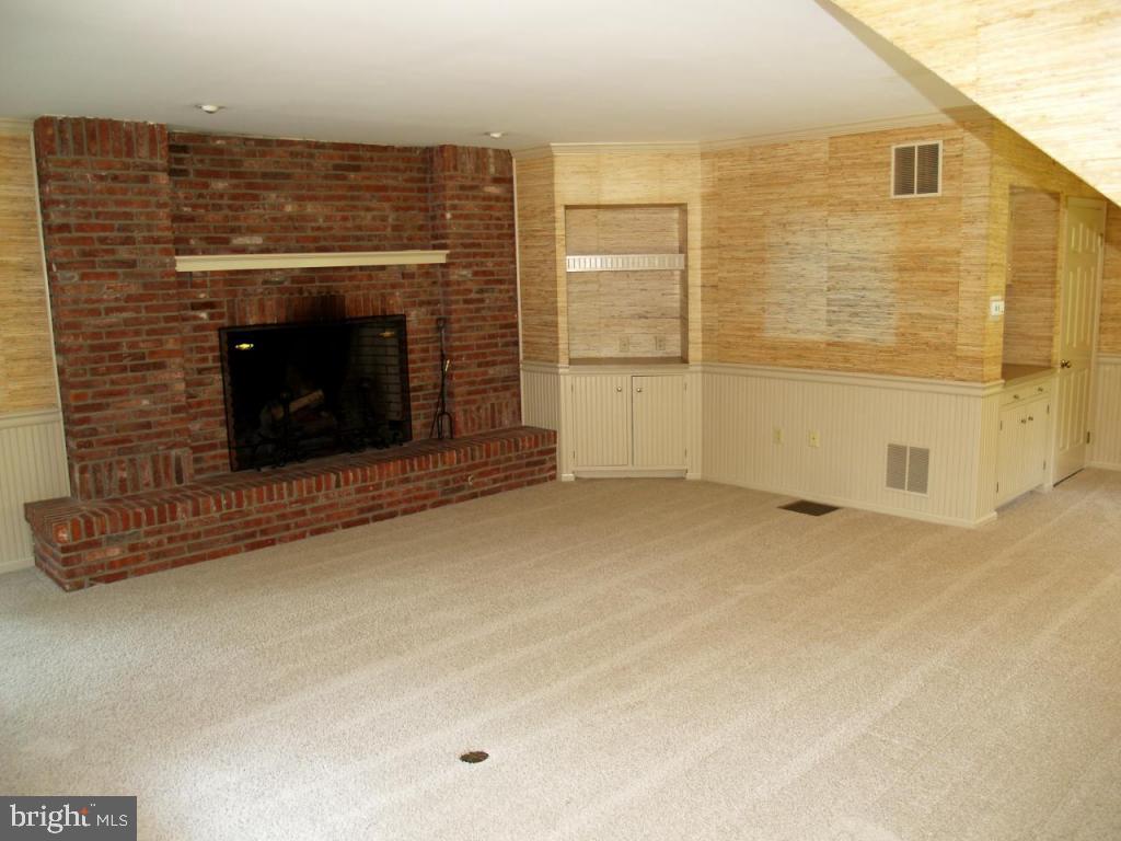 2445 Butter Road Lancaster, PA 17601 - Photo 22 of 25