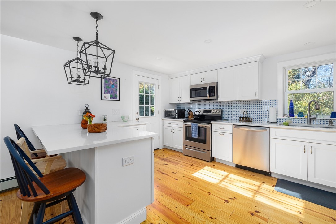 40 Island Road Portsmouth, RI 02871 - Photo 16 of 50