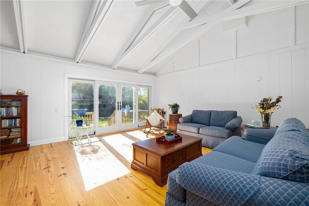 40 Island Road Portsmouth, RI 02871 - Photo 25 of 50