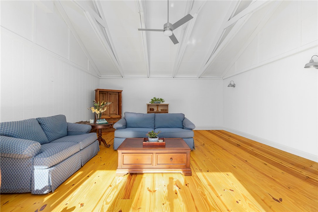 40 Island Road Portsmouth, RI 02871 - Photo 27 of 50