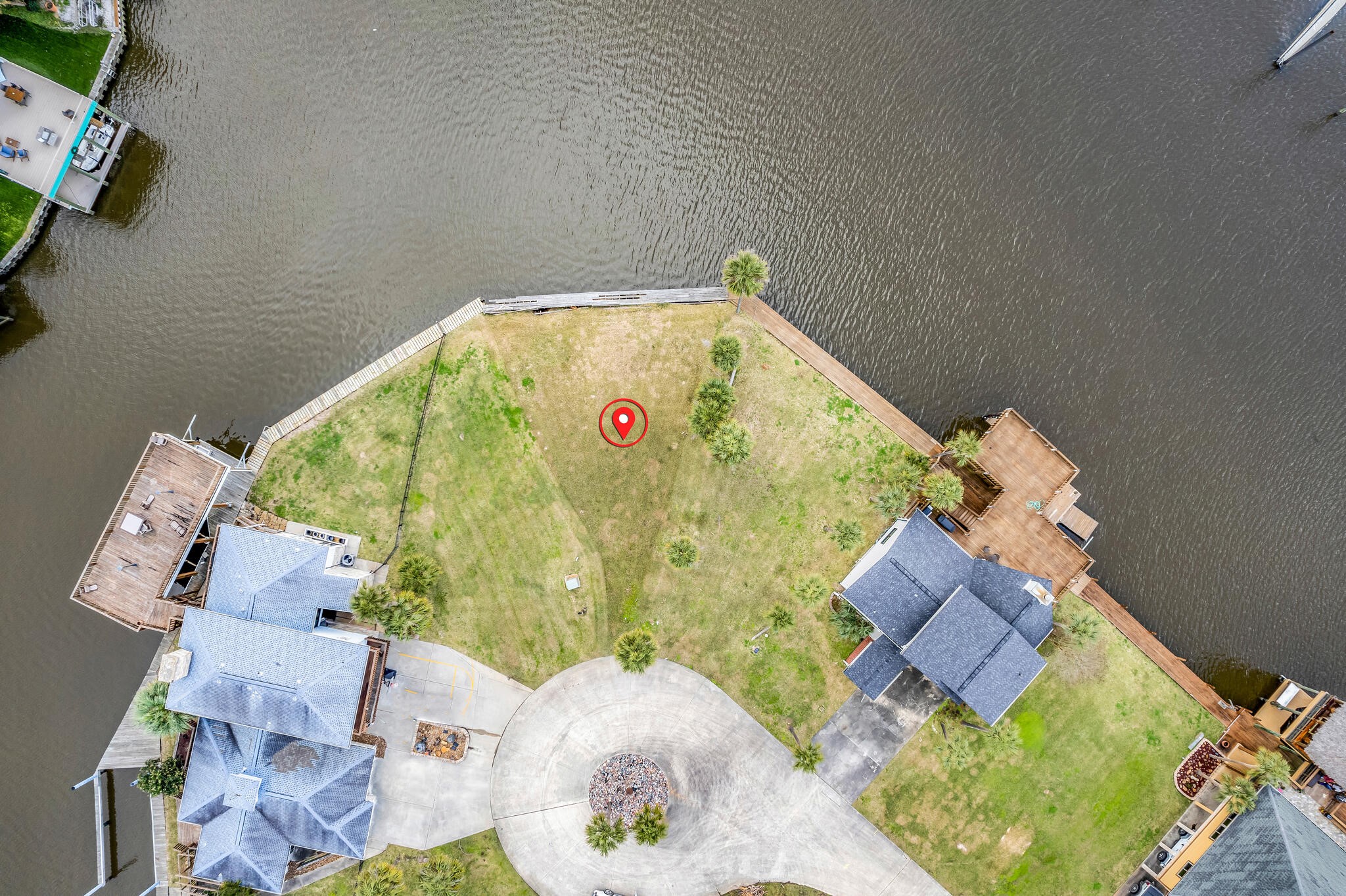 806 North Wind Port Arthur, TX 77640 - Photo 2 of 7 an aerial view of a house a swimming pool