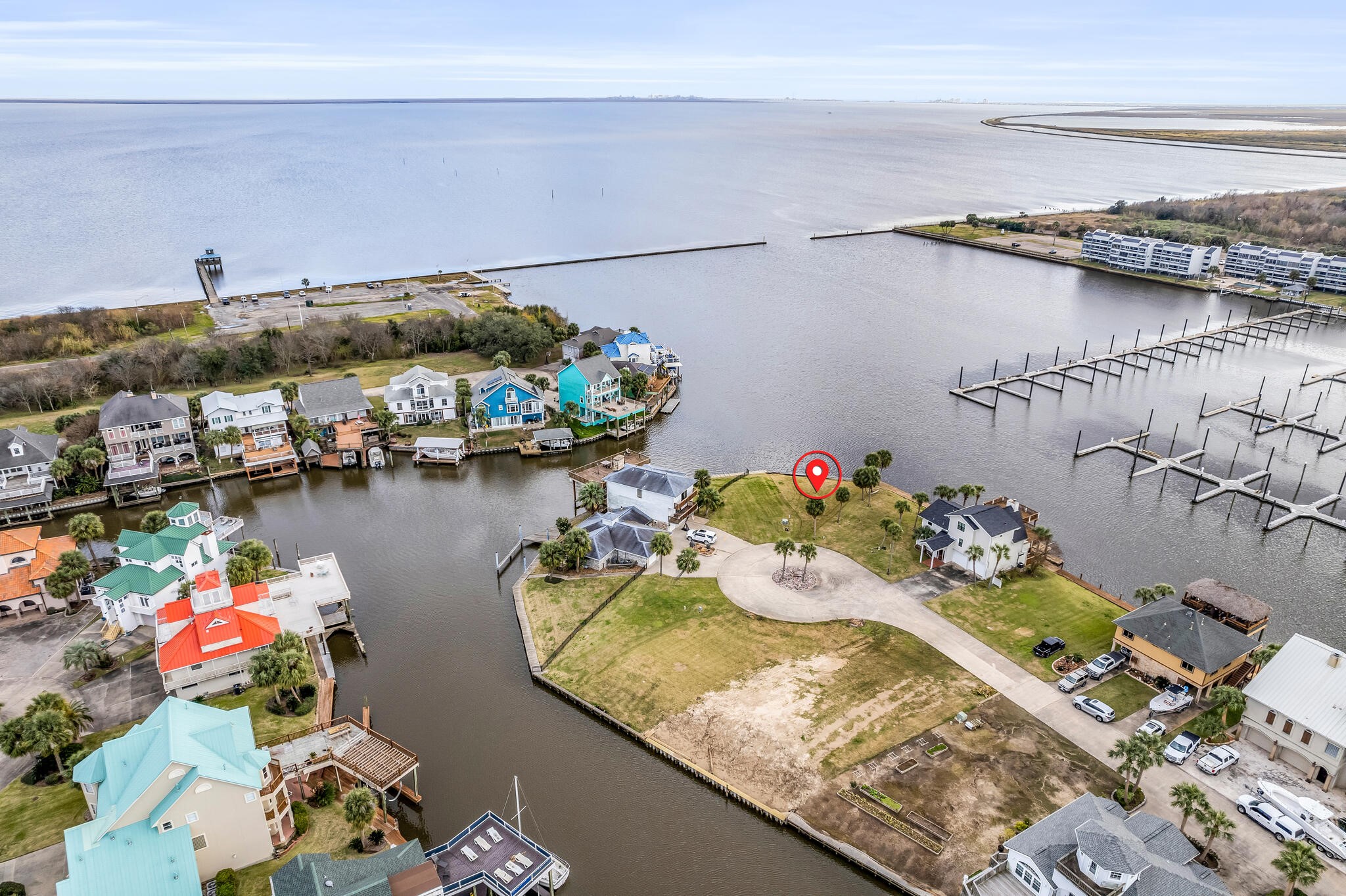 806 North Wind Port Arthur, TX 77640 - Photo 4 of 7 a view of a lake
