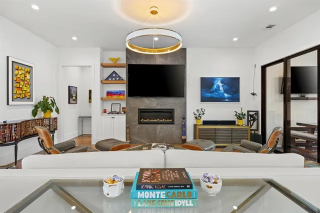 $9,500 | 4902 Linnet Lane, Dallas, TX 75209