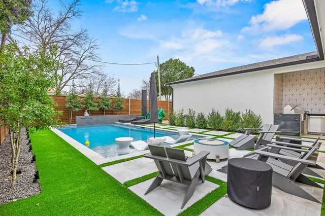 $9,500 | 4902 Linnet Lane, Dallas, TX 75209