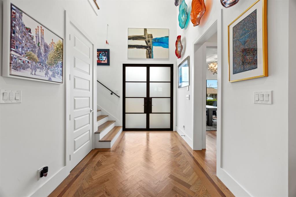 4902 Linnet Lane Dallas, TX 75209 - Photo 6 of 40