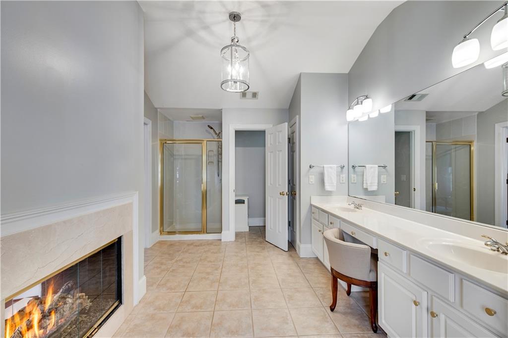 992 Wescott Lane Northeast Atlanta, GA 30342 - Photo 25 of 80