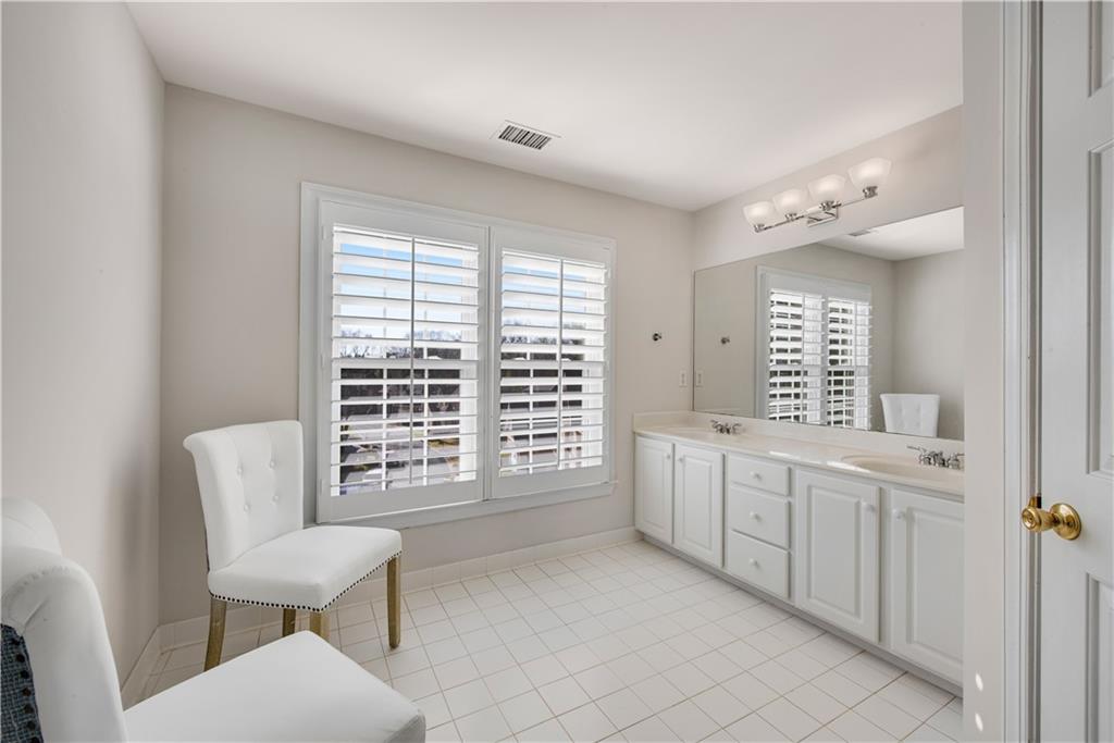 992 Wescott Lane Northeast Atlanta, GA 30342 - Photo 28 of 80