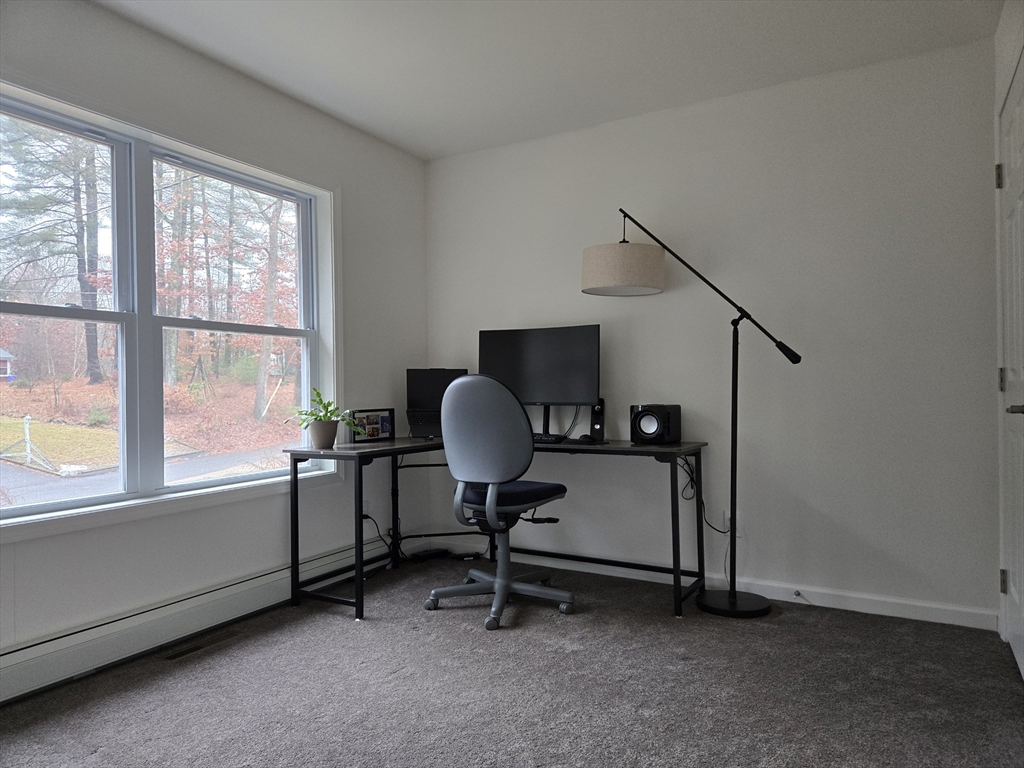 239 Durant Street Springfield, MA 01129 - Photo 7 of 10 Gallery Image 7