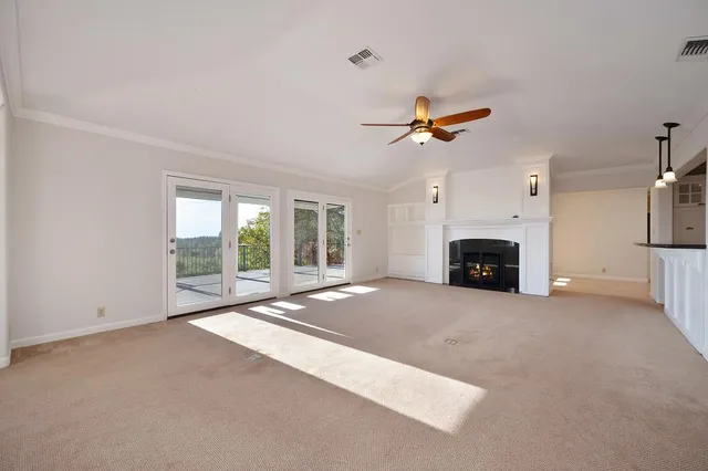 a view of a electric appliances and cabinets
