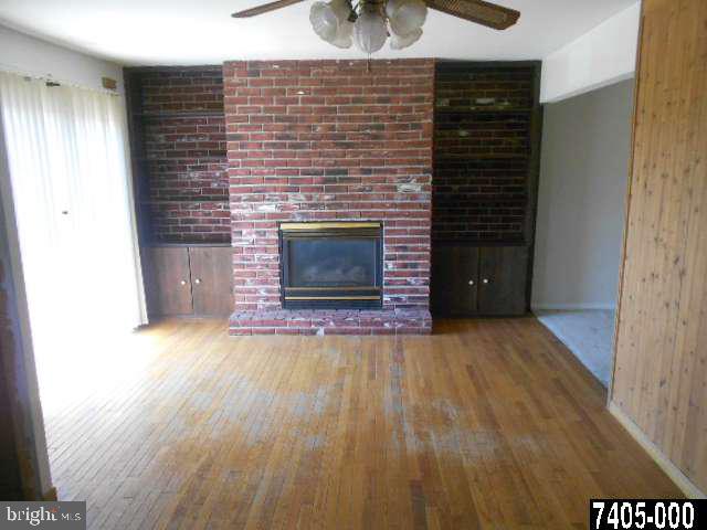5660 Lischeys Church Road Spring Grove, PA 17362 - Photo 4 of 14