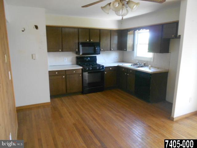 5660 Lischeys Church Road Spring Grove, PA 17362 - Photo 5 of 14