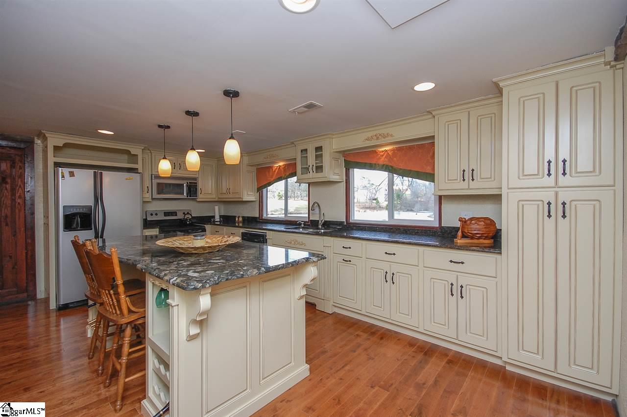 2432 Fork Shoals Road Piedmont, SC 29673 - Photo 14 of 36 Gallery Image 14