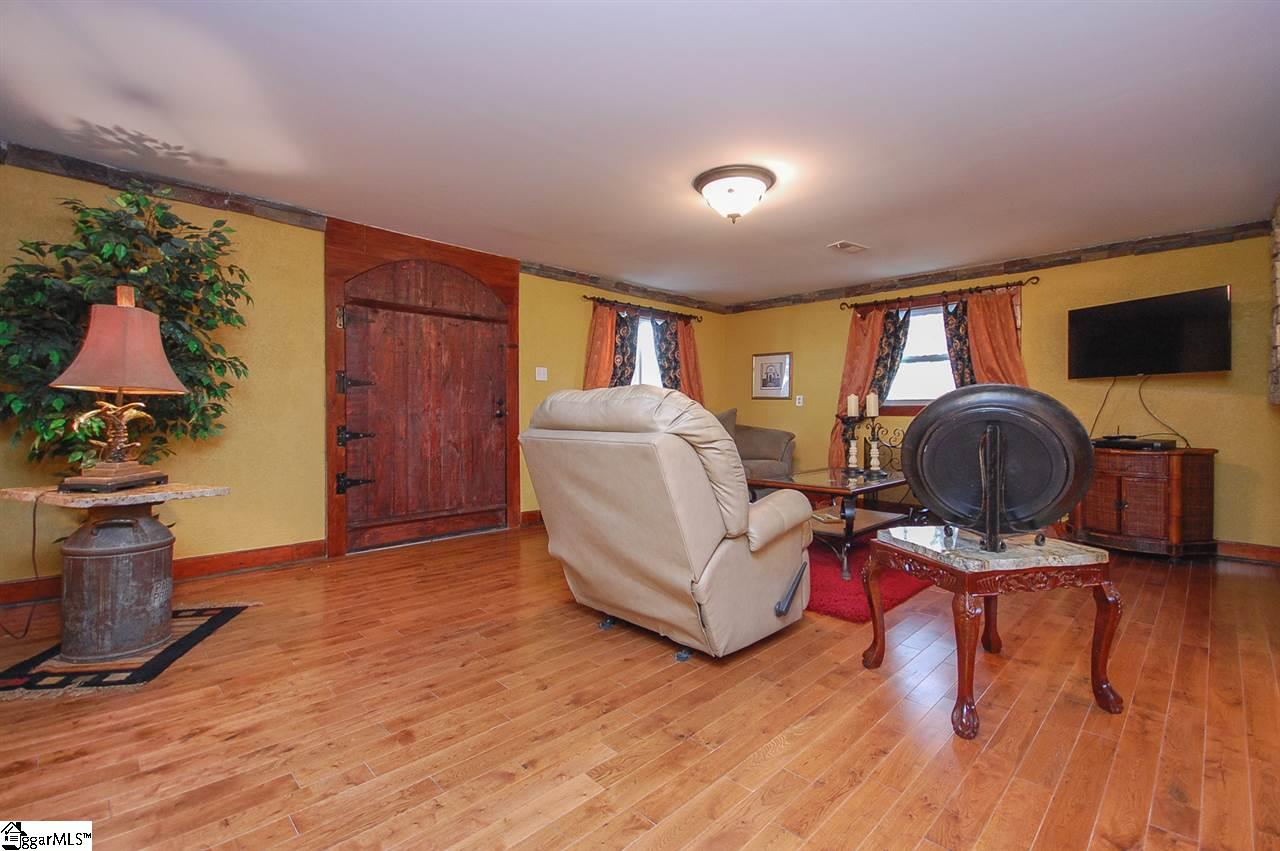 2432 Fork Shoals Road Piedmont, SC 29673 - Photo 10 of 36 Gallery Image 10