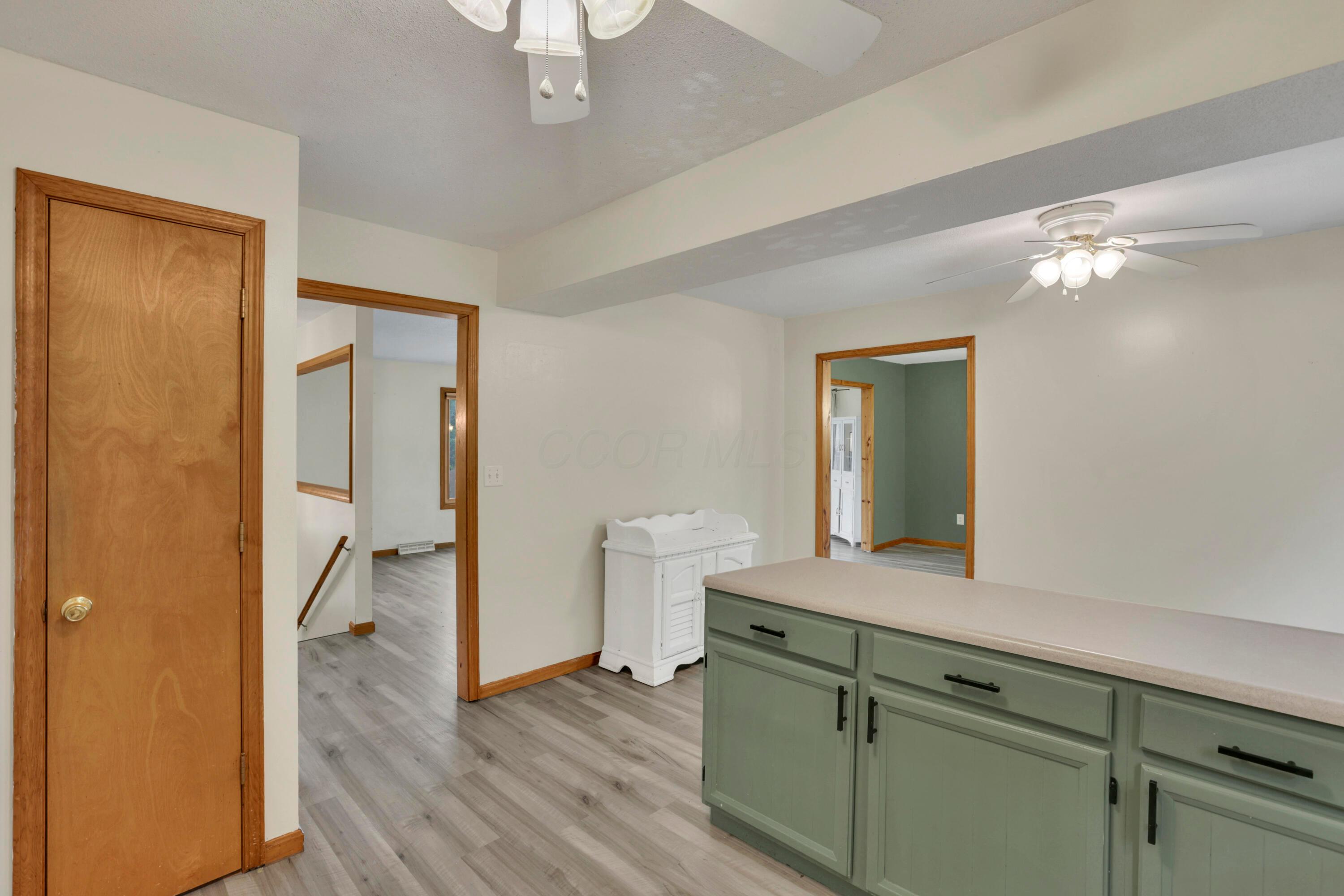 885 Hickory Road Heath, OH 43056 - Photo 16 of 42 25-print-4E7A9256