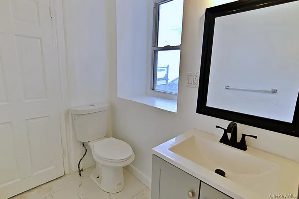 $2,750 | 63 Herriot Street, Yonkers, NY 10701