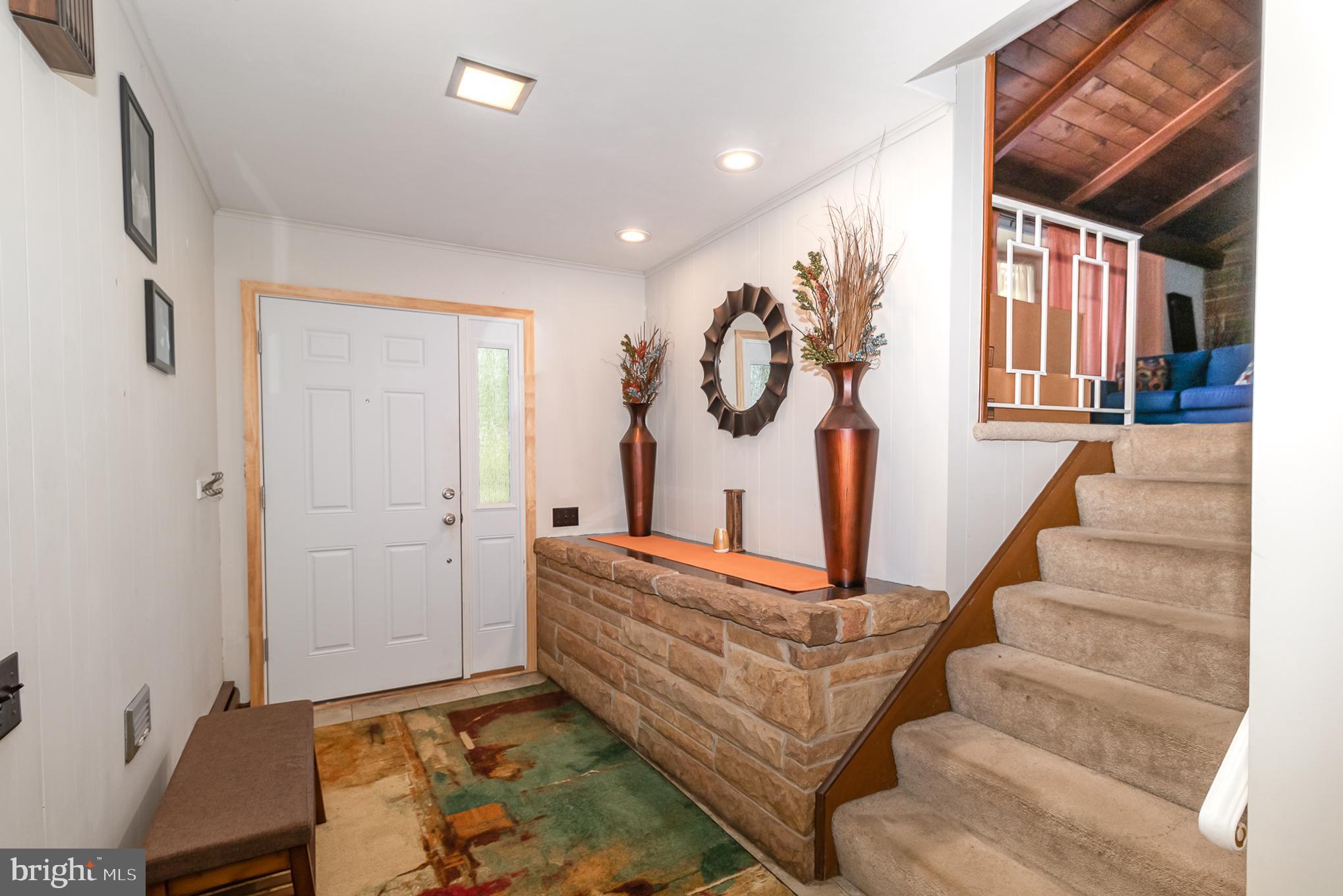 6011 Devonshire Heights Road Harrisburg, PA 17112 - Photo 5 of 29
