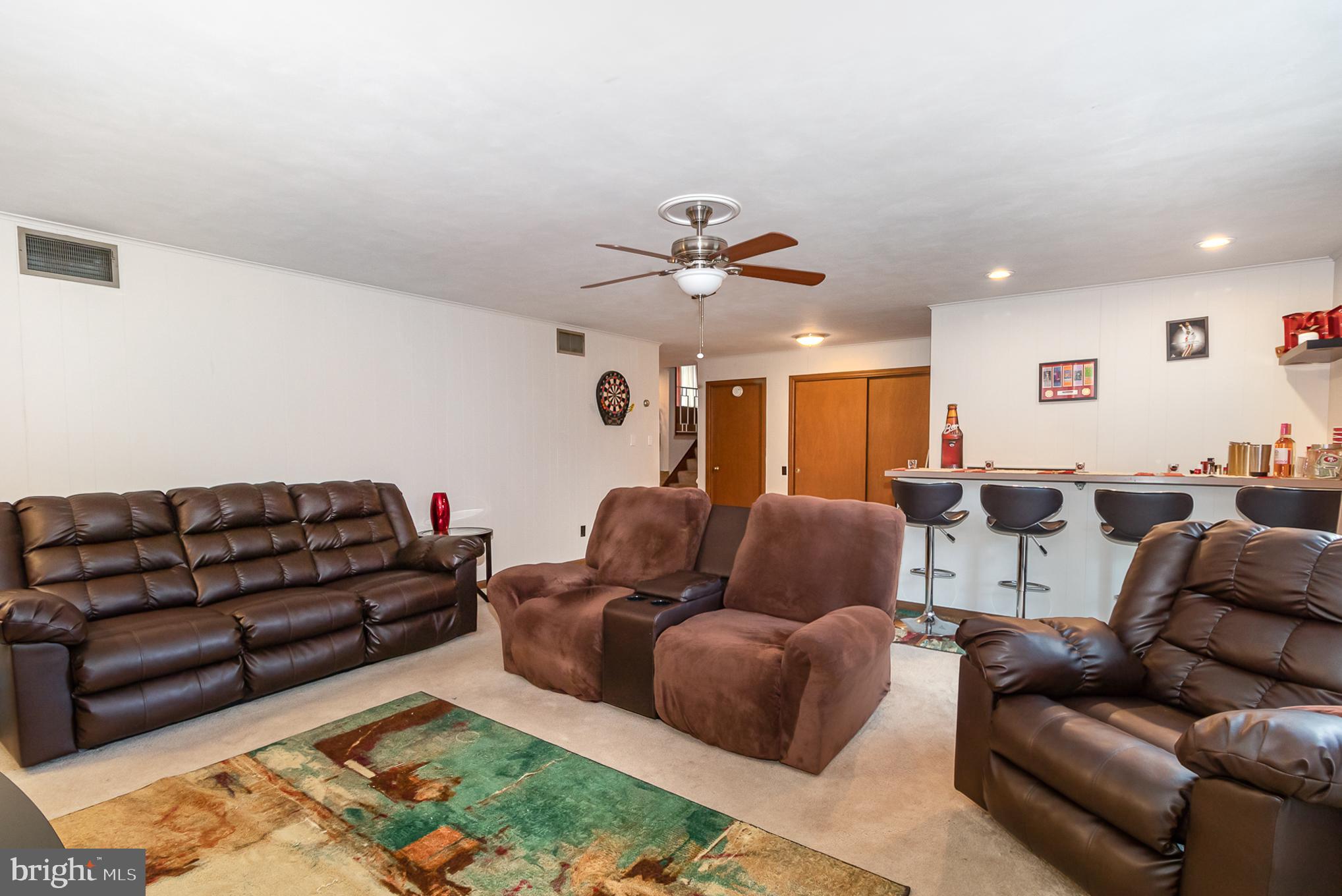 6011 Devonshire Heights Road Harrisburg, PA 17112 - Photo 8 of 29
