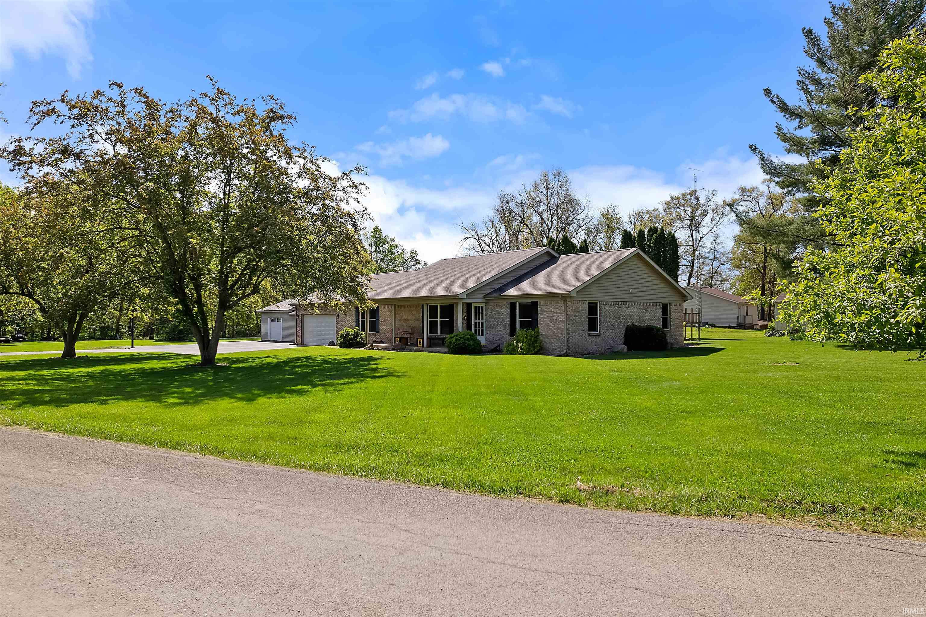 5802 East Chalmers Road Monticello, IN 47960 - Photo 7 of 36 Gallery Image 7