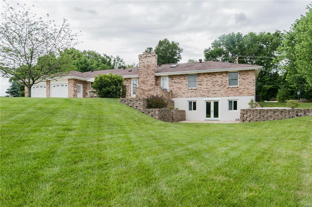 14867 Conway Road Chesterfield, MO 63017 - Photo 4 of 68 Gallery Image 4