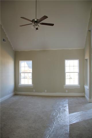 8411 Ran Harris Court Murfreesboro, TN 37129 - Photo 2 of 9 Living Room