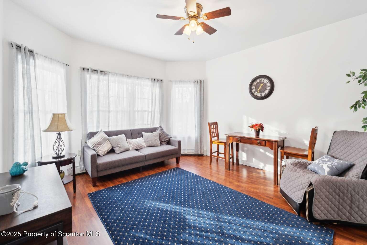 400 Spring Run Lane Moscow, PA 18444 - Photo 2 of 21 Matruder.2