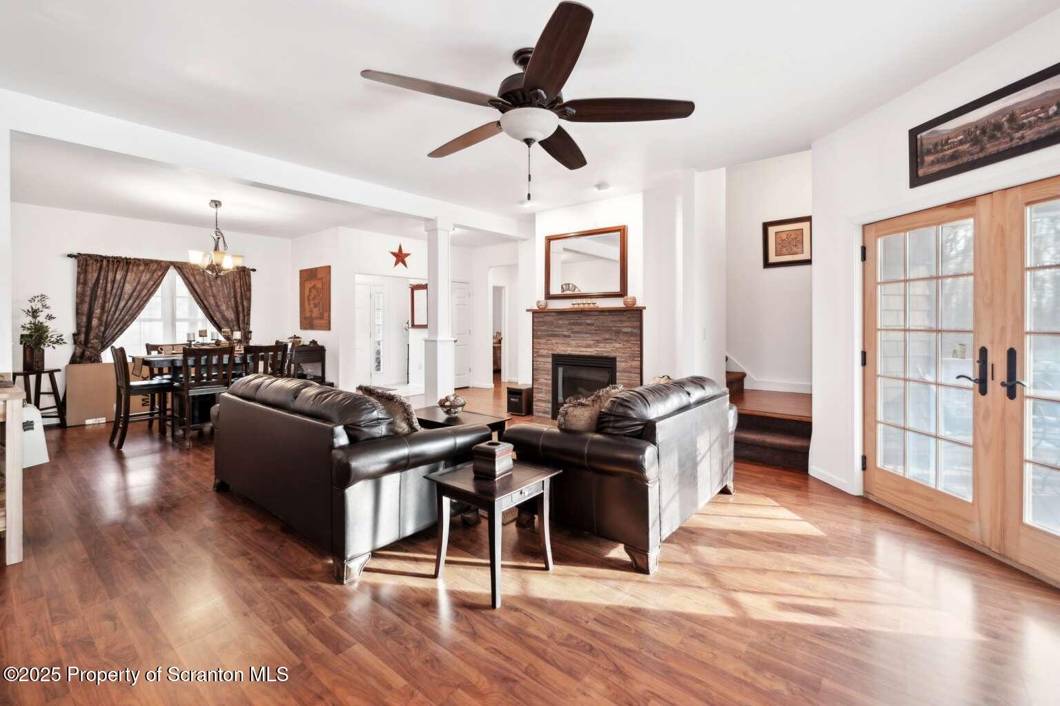 400 Spring Run Lane Moscow, PA 18444 - Photo 8 of 21 Matruder.8