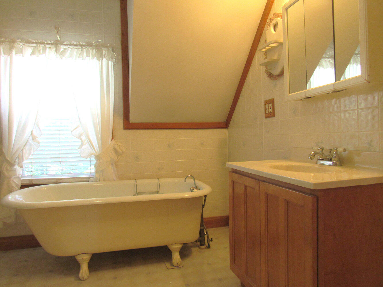 17 North Main Street Solon, ME 04979 - Photo 37 of 47 #36_result