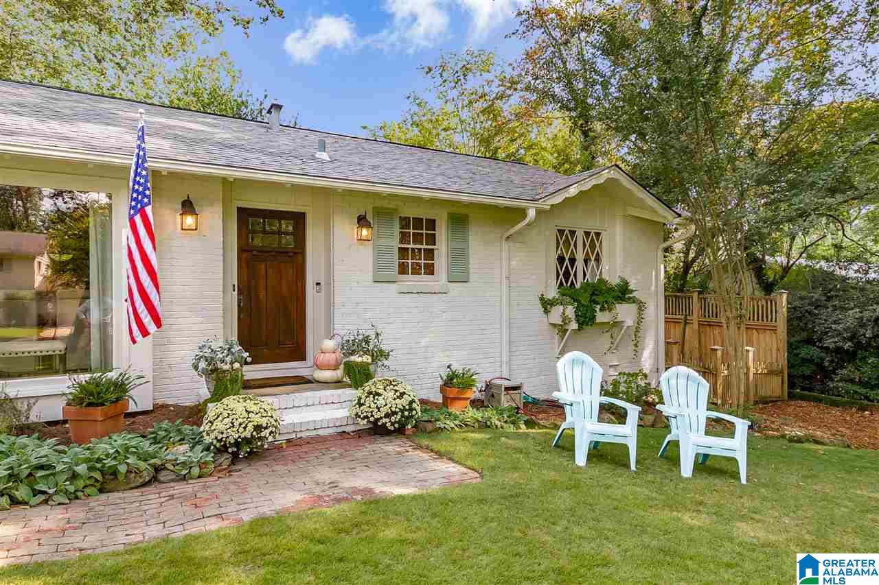 917 Granbury Road Birmingham, AL 35216 - Photo 5 of 48