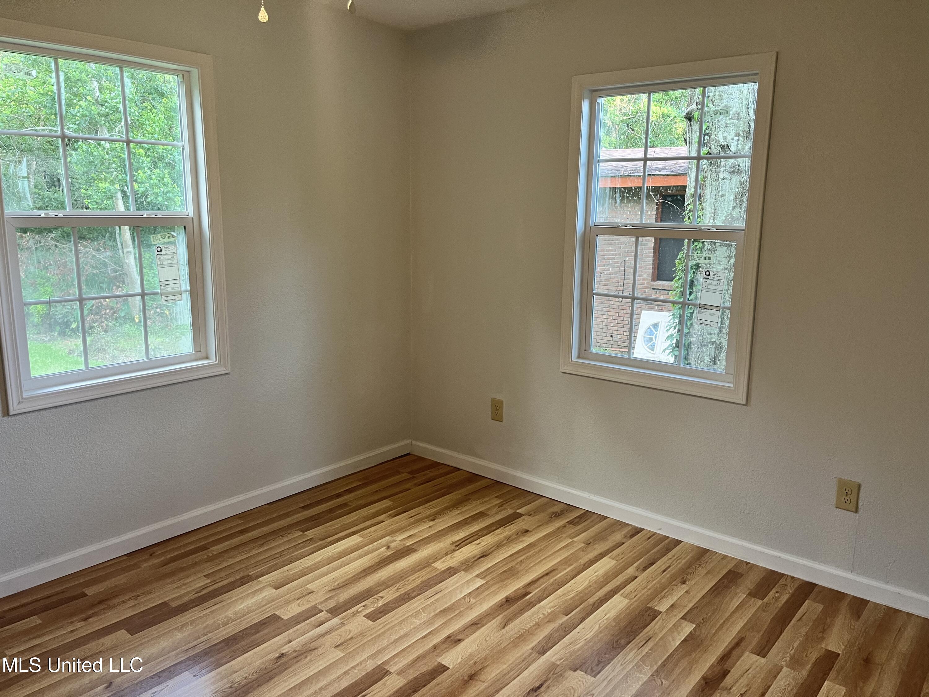 3606 Magnolia Street Moss Point, MS 39563 - Photo 12 of 20 119724D6-DC1A-498B-B72D-EFDDADB69902