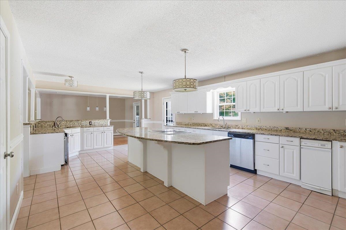 212 Watersedge Drive Boiling Springs, SC 29316 - Photo 17 of 31