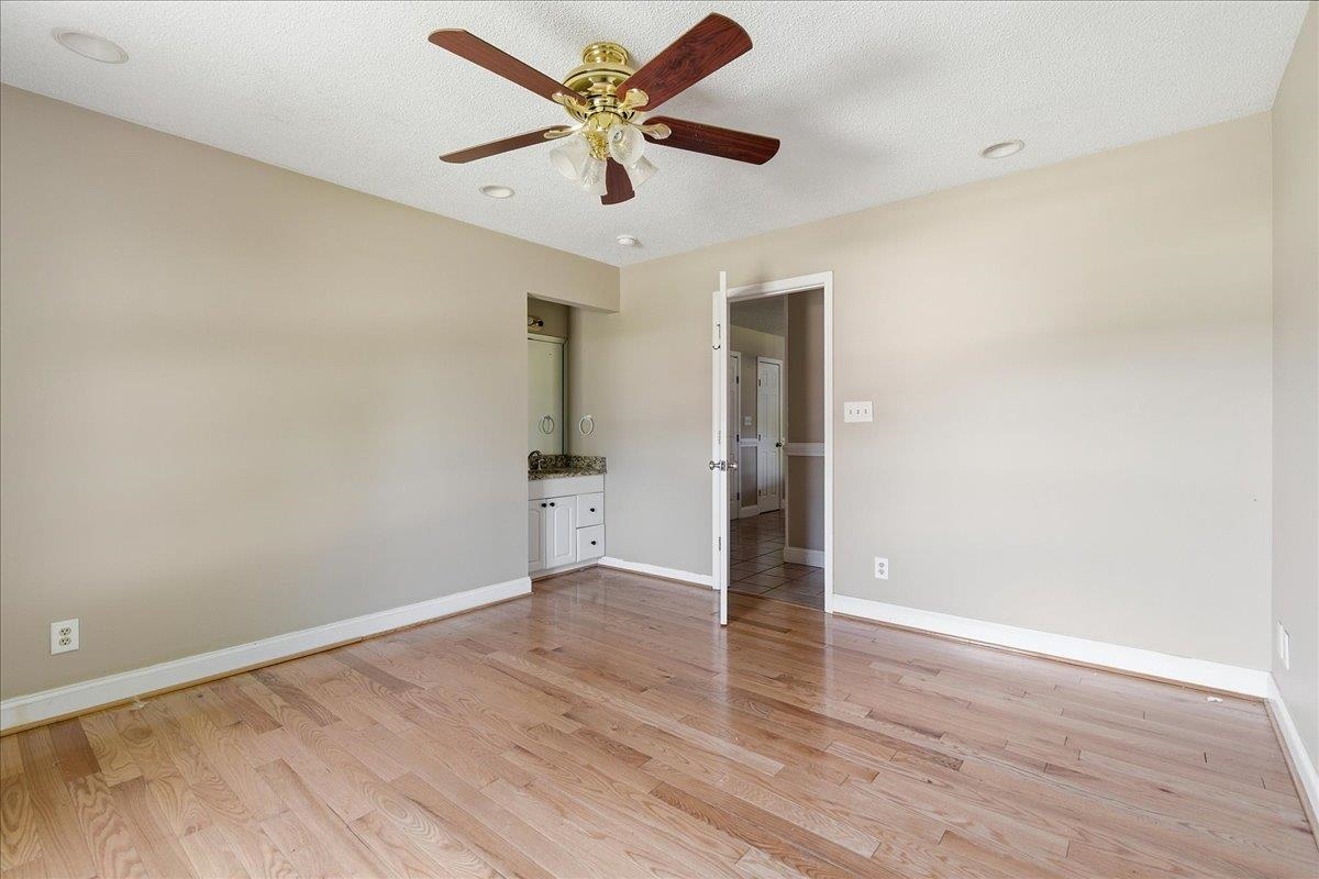 212 Watersedge Drive Boiling Springs, SC 29316 - Photo 23 of 31