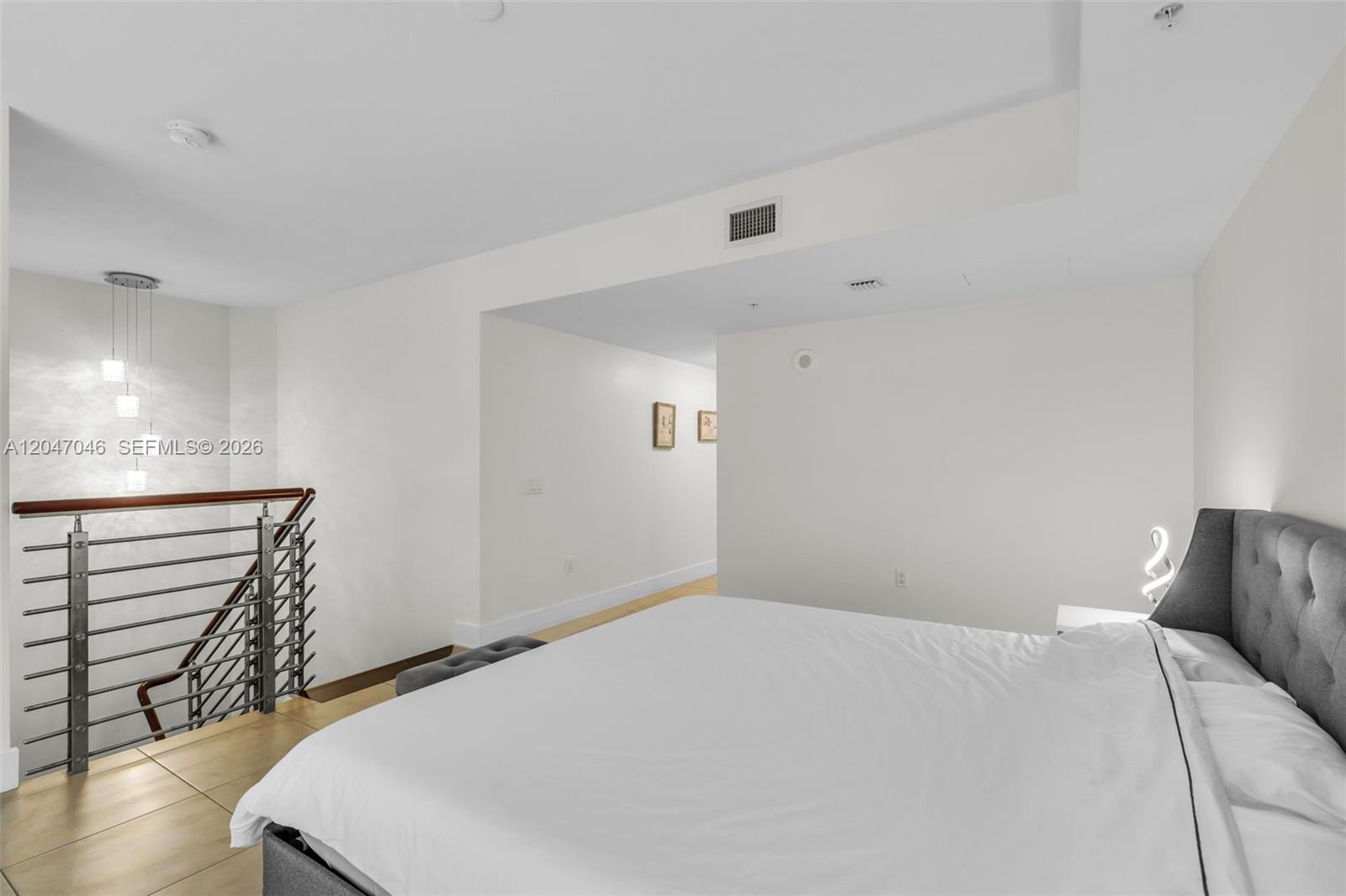 41 Southeast 5th Street, Unit 908 Miami, FL 33131 - Photo 12 of 26