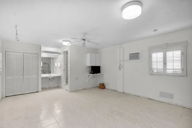 $1,200,000 | 844 Copa D Oro, Marathon, FL 33050