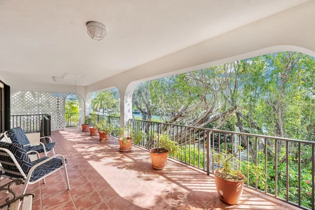 $1,200,000 | 844 Copa D Oro, Marathon, FL 33050