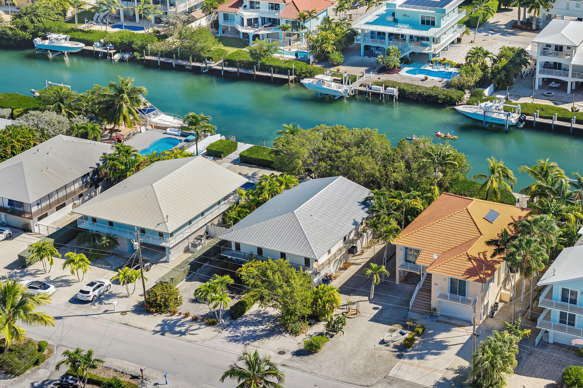 844 Copa D Oro Marathon, FL 33050 - Photo 2 of 52 virtual-tour-361431-04