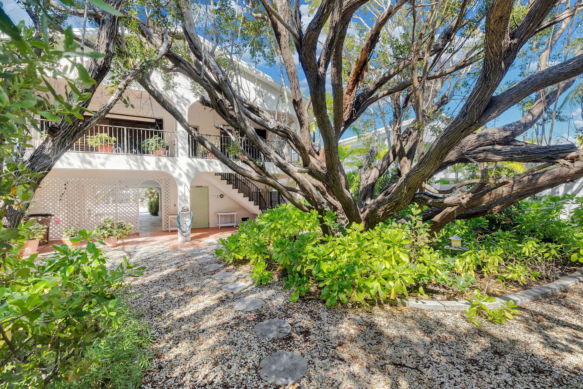 844 Copa D Oro Marathon, FL 33050 - Photo 22 of 52 virtual-tour-361431-20