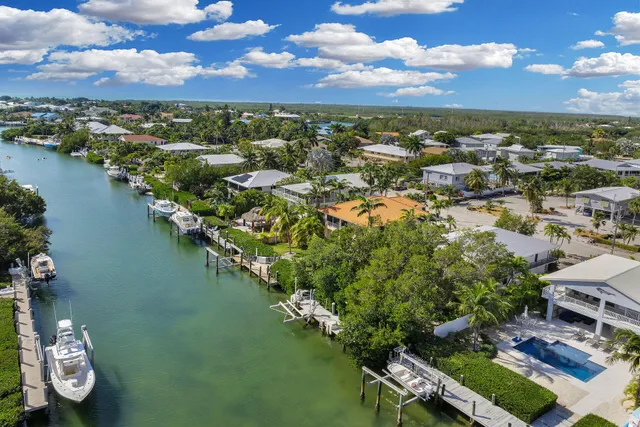 $1,200,000 | 844 Copa D Oro, Marathon, FL 33050