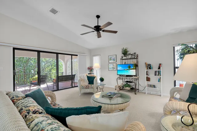 $1,200,000 | 844 Copa D Oro, Marathon, FL 33050