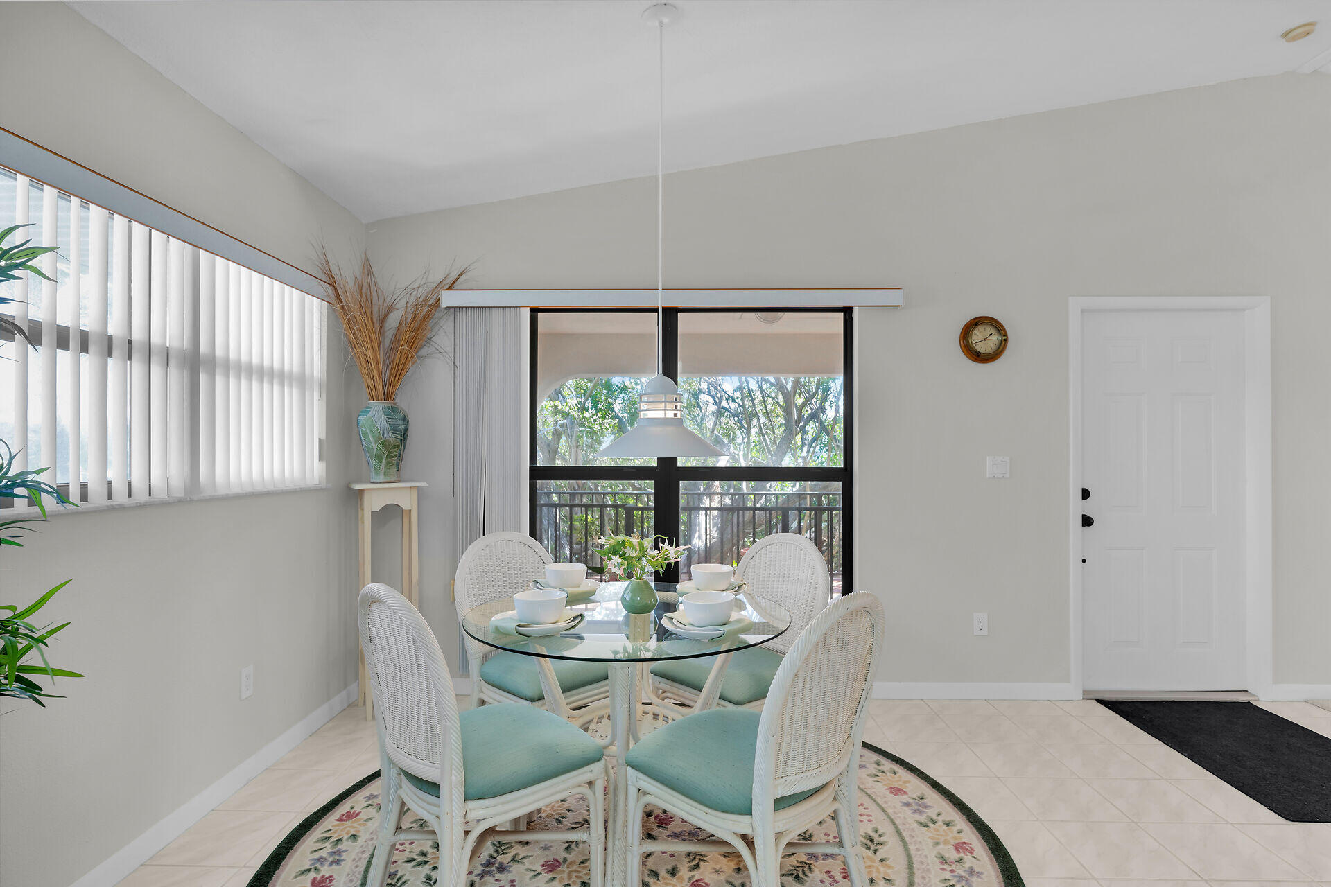 844 Copa D Oro Marathon, FL 33050 - Photo 8 of 52 virtual-tour-361431-29