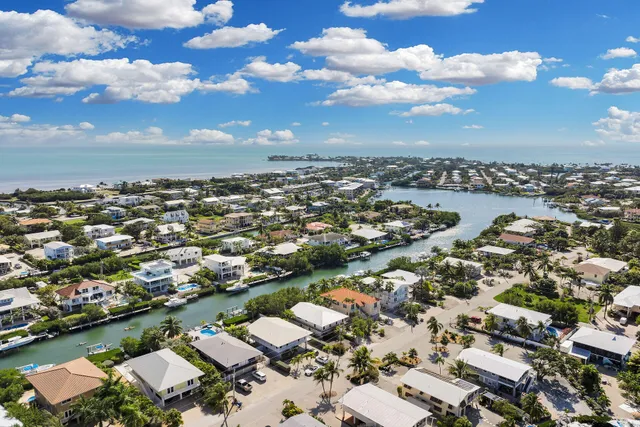 $1,200,000 | 844 Copa D Oro, Marathon, FL 33050